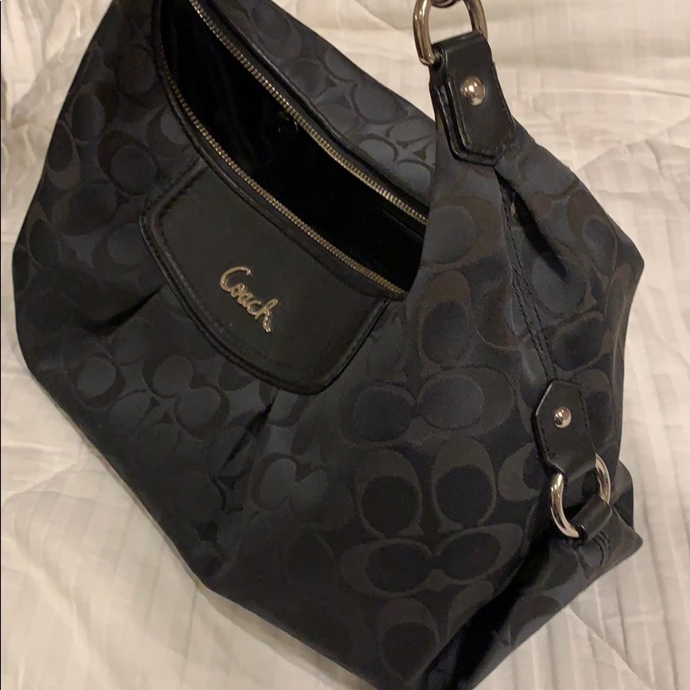 Coach purse in excellent condition